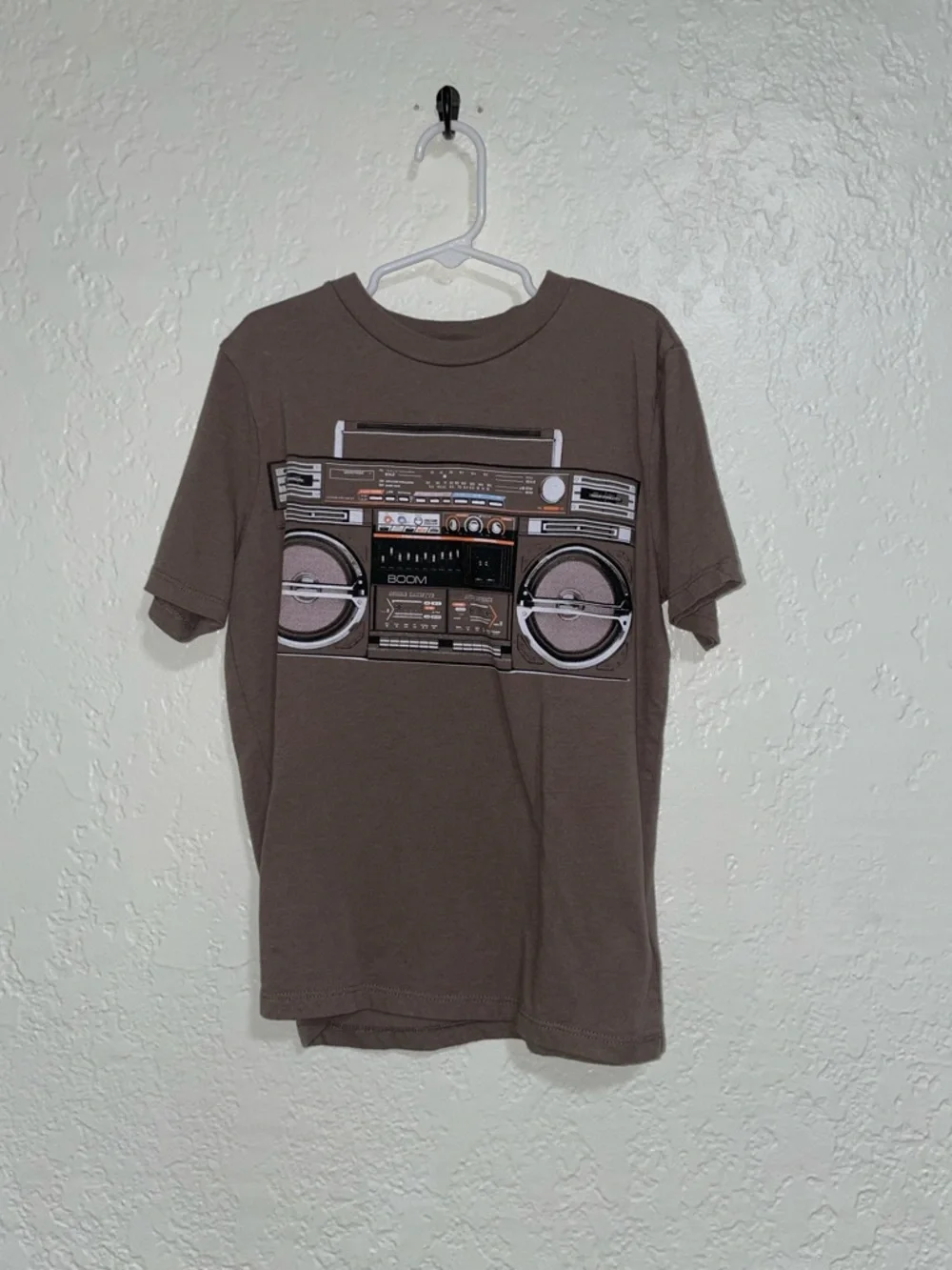 GAP Brown Short-Sleeve Tee with Retro Boombox Print - Picture 1 of 6